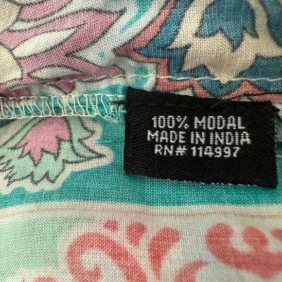 Feathers by Tolani Wide Leg Boho Pants Multi Color
Retail $185 - Picture 10 of 12